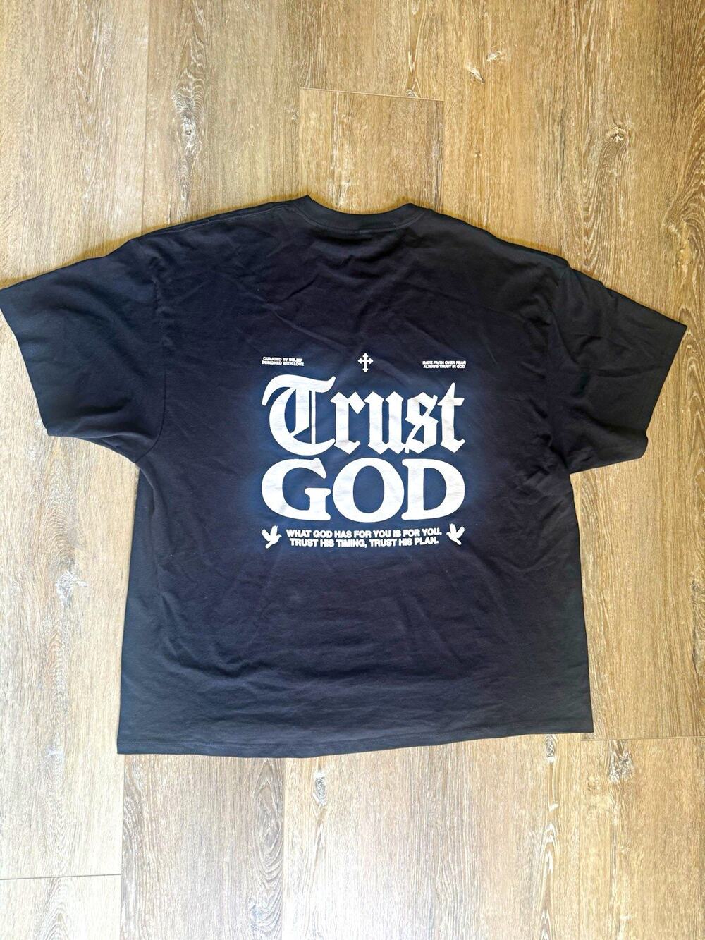 Fashion Nova Men Men's Black "Trust God" Graphic Crew Neck T-Shirt 3XL Cotton